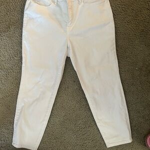 Good American White Cropped Ankle Jeans